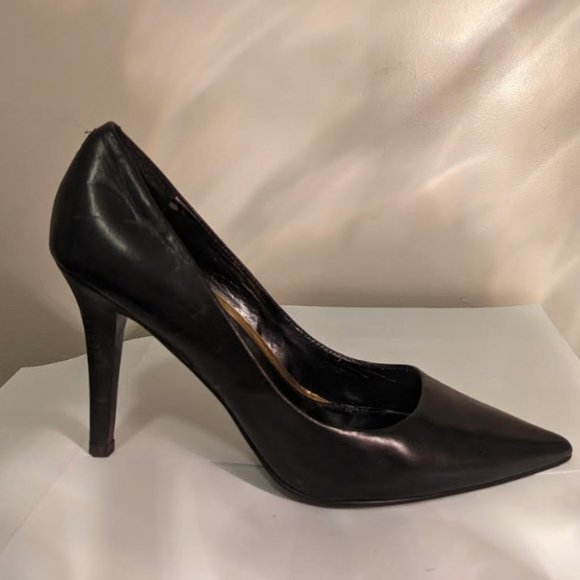 Ralph Lauren Black Pumps - Picture 4 of 4